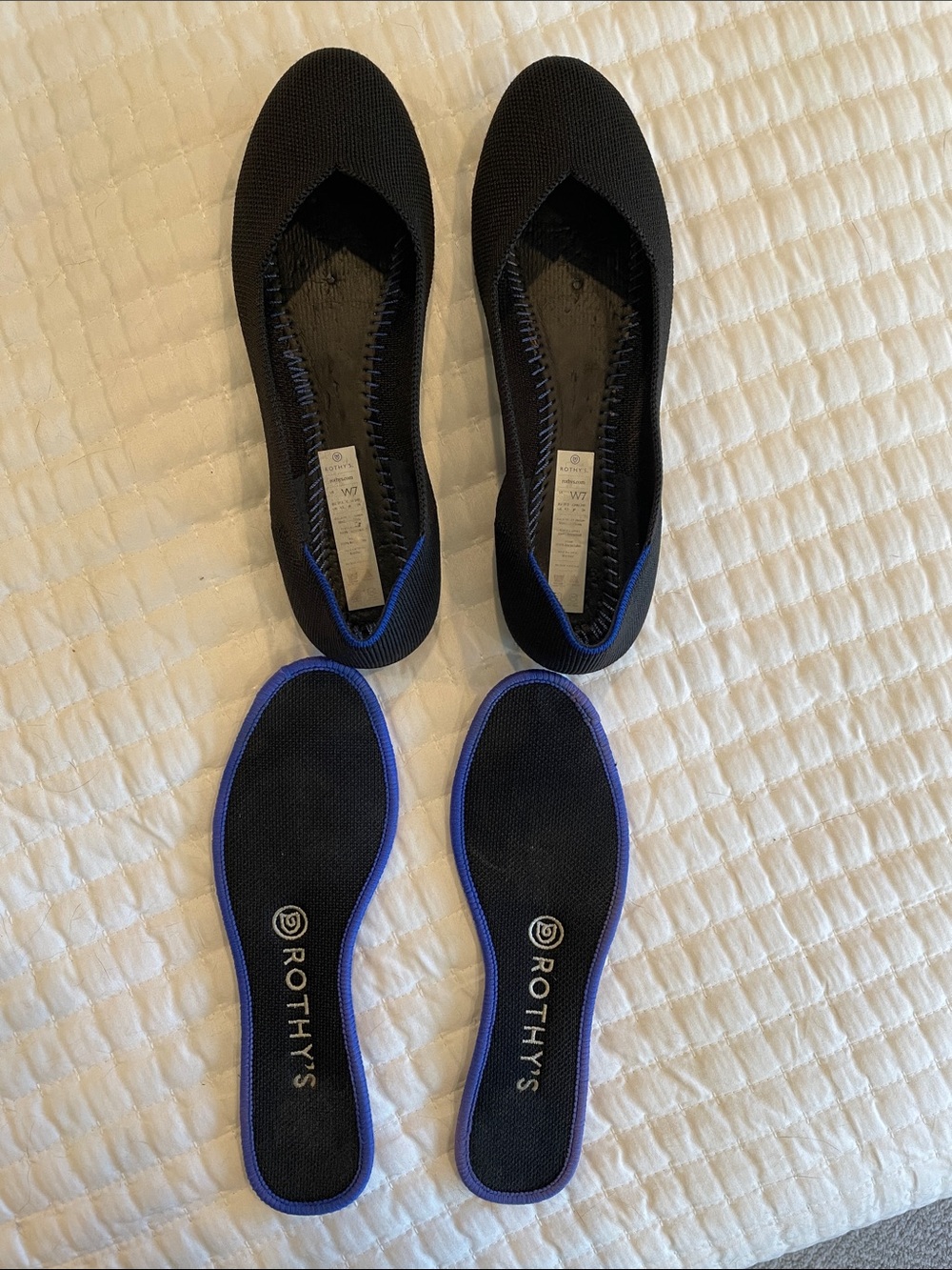 Rothy's Black Ballet Flats sz 7 - Picture 2 of 6